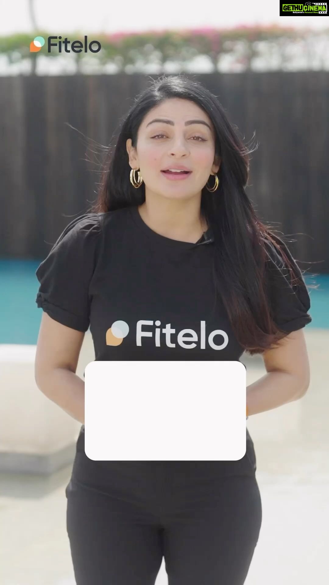 Neeru Bajwa Instagram - Loki aksar mainu puchde ne..
Tussi aine fit atte beautiful kive hon, aeda raaz ki hai?
Aini filma te gaaneya di shootinga ton baad vi, tussi aene healthy kivey rehnde ho?
Twaada dieting plan ki hai? Main apni fitness nu leke kaafi conscious rehndi aa…islayi main fitness guide vi oh chuneya…jeda bilkul meri tarah hai.. Fun loving, entertaining te focused.
Yaani FITELO.
Je tussi vi weight loss nu fun, permanent te natural banana chaahnde ho.. Te main recommend karaangi aaj hi Fitelo app Taaki tussi vi meri tarah ik better relationship bana sako with food and your body.
@fiteloapp @dietitianmac
