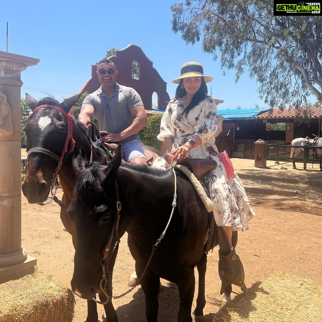 Neeru Bajwa Instagram - @vanmysteryman05 #blackie #ricky and me … ❤️ #baja #mexico #2023