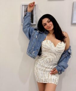 Neeru Bajwa Instagram - shine ✨ like a 💎