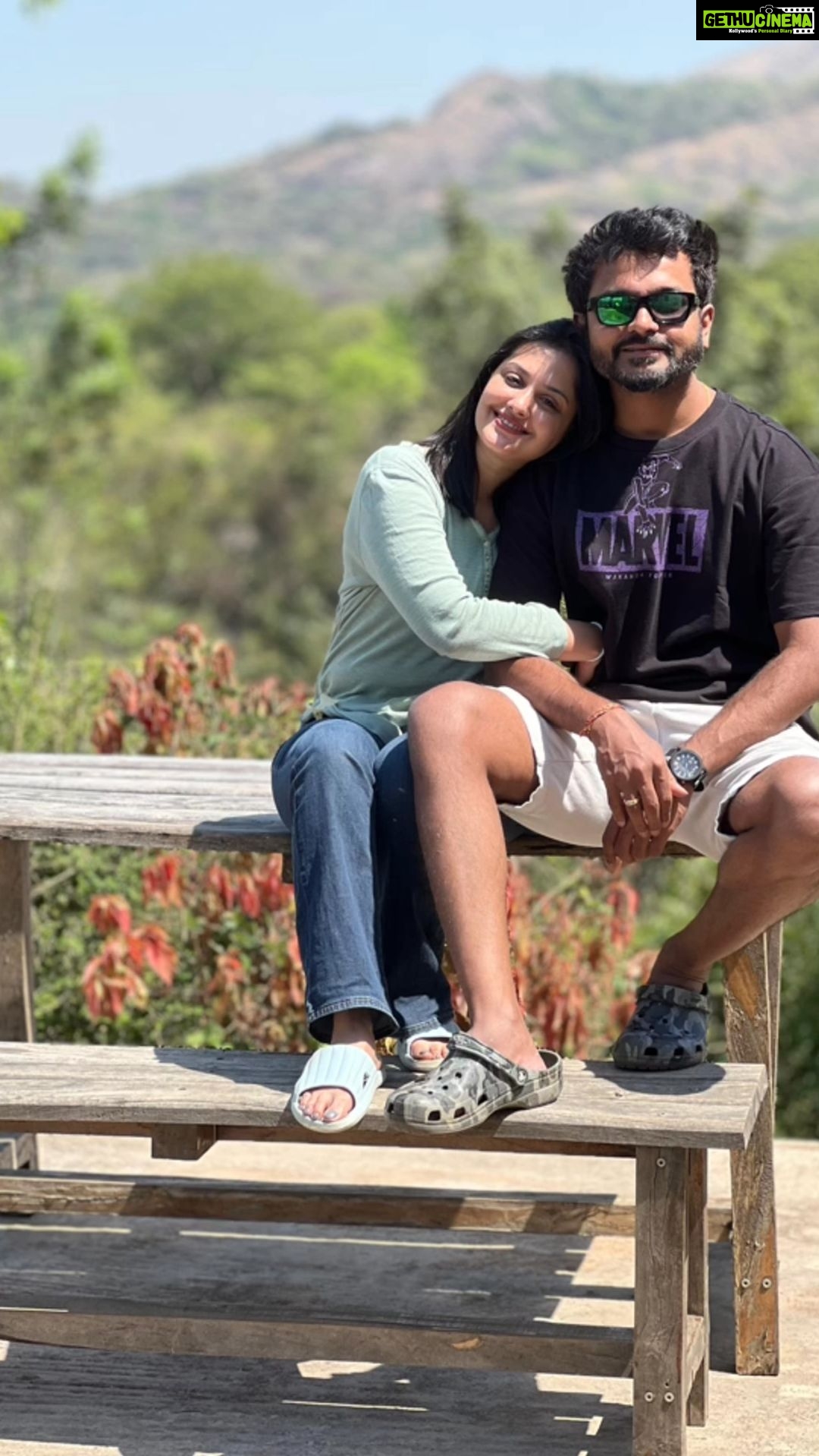 Neetha Ashok Instagram - You are the safe place in my chaotic life 😂 ❤️ @satishmesta