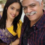 Neetu Chandra Instagram - Met my first #telugu film #godavari s producer yesterday after a long time @anishyohankuruvilla He is an actor/writer/producer and director as well now. A dear dear friend too ❤️😊 So lovely to see you, Anish ! You will always be special, BAWA 😊
