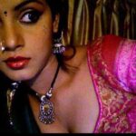 Neetu Chandra Instagram - Mere naina bade katil maar hi dalenge😉 #throwbackthursday #throwback