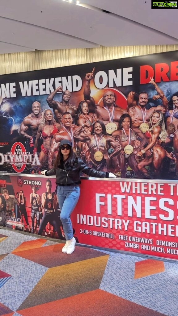 Neetu Chandra Instagram - All the way to Las Vegas for #mrolympia. Congratulations to the new king @hadi_choopan What a fun experience it was, watching all the people and their hard work. What happens in VEGAS only happens in VEGAS!! #Lasvegas #Mrolympia #MartialArts #girlpower #NeverGiveUp #BKFC #mrolympia #mrolympiallc #olympia2022 #peopleschamp #Olympia22 #ifbb22 #ifbbpro #shawclassic #planethollywood #vegas #bodybuilding #hulk #fitness #explore #ifbbf_india @ifbbf_india @ifbbff_official #bodybuilders @mrolympiallc #lasvegas @ifbb_pro_league #HiTechBrands #muscle #vivalasvegas #mrolympia2022 #what_happens_in_vegas_happens_only_in_vegas