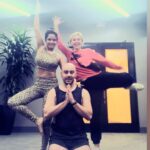 Neetu Chandra Instagram - Had an enchanting evolving and acknowledging yoga session with @everybody4yoga David today! He says,' we want good times to last long, but we don't embrace the bad times we go through. It's so funny that we want the bad times to pass in a split of a second.. how is that possible.. is it ? If you have enjoyed the good times, then enjoy the pain you are going through too, that s yours as well! Hmmm. Be kind and understanding of situations. Being ruthless, cold, and rude is easy. A PERSON IS KNOWN BY THE WAY HE/SHE HANDLES THE SITUATION IN BAD TIMES! I am glad I resonated! I am glad God sent Angel's to make me understand, whatever is good for me and what was bad for me. Thank you to all my Buddhas and angels around me 🙏🙏🙏❤️