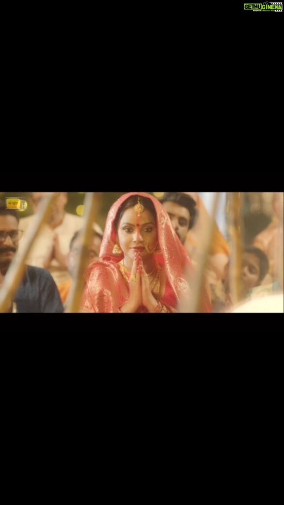 Neetu Chandra Instagram - Here is the teaser! #chaathpooja video releasing on 25th October. Sung by @sunidhichauhan5 and directed by @nituchandrasrivastava featuring Nitu Chandra Srivastava. https://youtube.com/c/Bejod