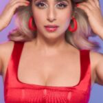 Neha Bhasin Instagram - Less is more they say but if you are extra just be extra. Gorgeous make up by @makeoverby_anna Video @zookthespook Images @kevin.nunes.photography #nehabhasin