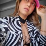 Neha Bhasin Instagram - Attention seeker 👀 #NehaBhasin
