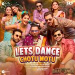 Neha Bhasin Instagram - #LetsDanceChotuMotu Song Out Now! @beingsalmankhan @hegdepooja @venkateshdaggubati @farhadsamji @yoyohoneysingh @nehabhasin4u @alwaysjani @iamjaggubhai_ @bhumika_chawla_t @singhvijender #AbhimanyuSingh @raghavjuyal @thesiddharthnigam @jassie.gill @shehnaazgill @palaktiwarii @vinali_bhatnagar @vmanikandandop @shamiraah28 @skfilmsofficial @zeestudiosofficial @zeemusiccompany