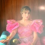 Neha Bhasin Instagram - Dreamy in Pink 💝 Concept & styling: @sharaashraf Outfit: @suneetvarmaofficial Photos: @ichitanand & @himanshusharmaphotographyy Makeup: makeoverby_anna Hair: @makeupby_susan Jewellery: @mineofdesign
