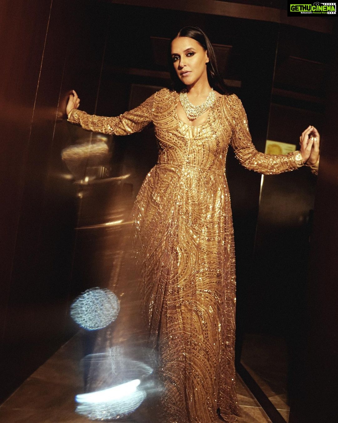 Neha Dhupia Instagram - Objects in the mirror are _____ than they appear! #fillintheblanks 😜 . . . . . . @mitavaswani @hamidahairartis @kapilcharaniya @shivnarayanjewellerspvtltd