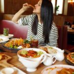 Neha Dhupia Instagram - 🍕 + me … the ultimate love affair 😍 . . did nt have to travel far to discover the yummiest food , cocktails ,desserts n bakery… I could go on !!! @bluebopcafe I’m coming back for every meal!!!