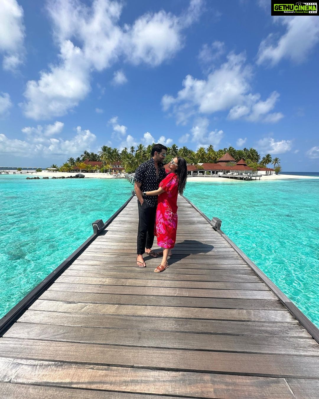 Neha Dhupia Instagram - Take us to our favourite part of the π β¦ where the sun shines bright and everything feels right!!! π¬βοΈππ π€Ώπ’π¦ #springbreak #photodump part 1 . . . . @diamonds_thudufushi @oneaboveglobal