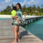 Neha Dhupia Instagram - Take us to our favourite part of the 🌎 … where the sun shines bright and everything feels right!!! 🐬✈️🌊🐠🤿🐢🦈 #springbreak #photodump part 1 . . . . @diamonds_thudufushi @oneaboveglobal