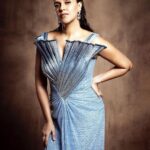 Neha Dhupia Instagram - She sells … sea 🌊 shells 🐚… on the sea shore … 😉 . . . . . . . . @gauravguptaofficial @ggpanther @houseofshikha @ayeshakhanna20 👗 @inirahk @mitavaswani 💄 @kamaldeepss @kapilcharaniya @thakkerrishi