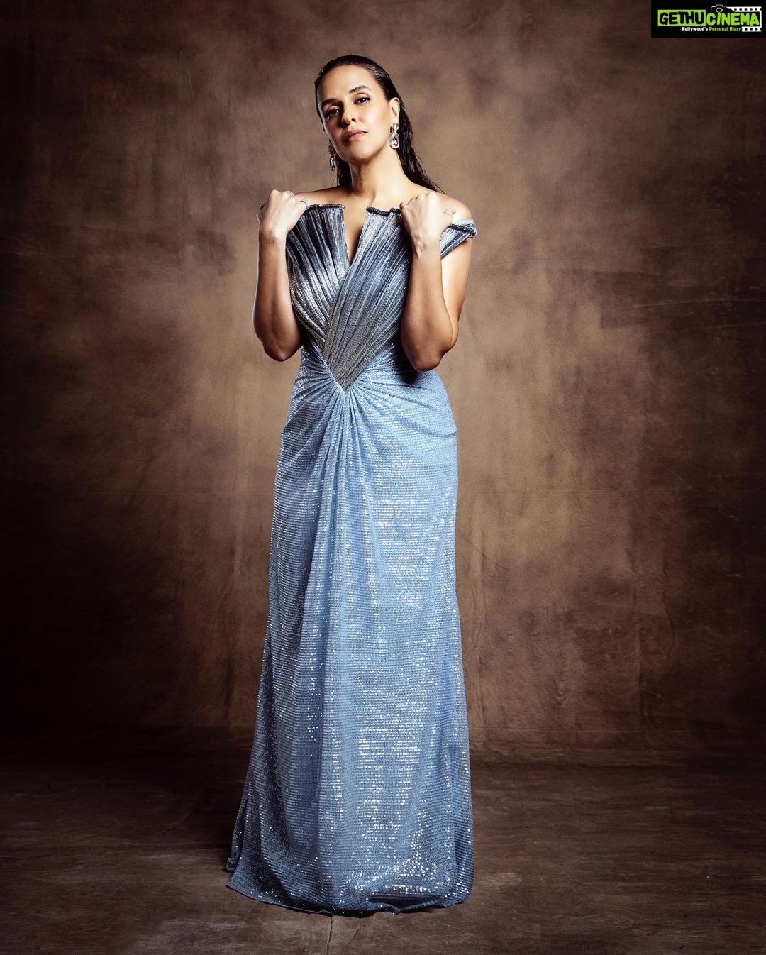Neha Dhupia Instagram - She sells β¦ sea π shells πβ¦ on the sea shore β¦ π . . . . . . . . @gauravguptaofficial @ggpanther @houseofshikha @ayeshakhanna20 π @inirahk @mitavaswani π @kamaldeepss @kapilcharaniya @thakkerrishi
