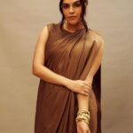 Neha Dhupia Instagram - The dark side of olive … ✨ . . . . . . @ampmfashions @timelessjewelsby_s @vblitzcommunications @pallavisymons 💄 @kamaldeepss @ayeshakhanna20 👗 Styling team @inirahk @kapilcharaniya 📸