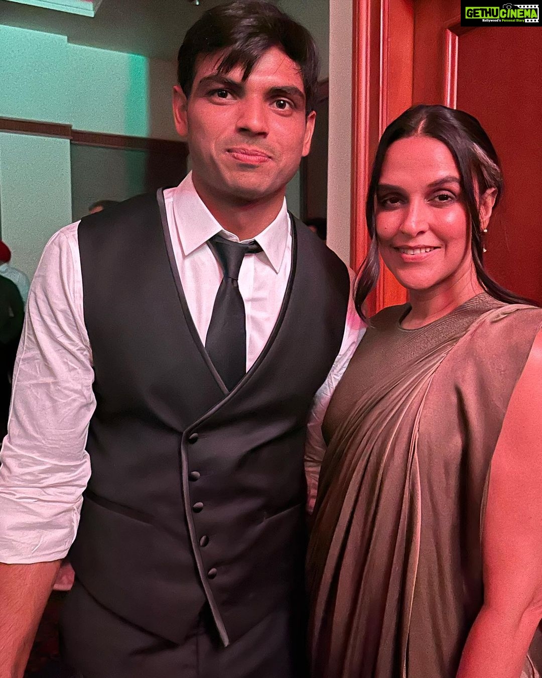 Neha Dhupia Instagram - In a room full of honour … thank you @anushkasharma @virat.kohli @indiansportshonours … @neeraj____chopra @ptushaofficial @sakshimalik_official 🙌 @angadbedi ♥️
