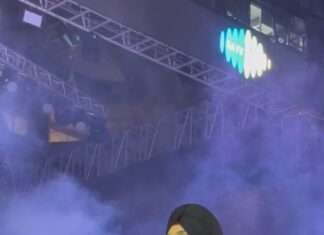 Neha Dhupia Instagram - HUNAR BAAKAMAAL!!!!Rab da bandah mera Dosanjhwala!!! You are gods own!!!! You are an emotion which will always stay with me. I love you @diljitdosanjh tere varga kadi naai jamna❤️🤞🙏 Waheguru chad di kala vich rakhe🙌 #diljitdosanjh #borntoshine thank you @kang_gurpartap bhaji @sonalisingh ji for such a wonderful magical experience❤️