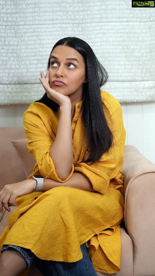 Neha Dhupia Instagram - Moms, are you listening? If you relate to me, it's time to fulfil your kid's snacking demands with Orion's Mango Choco-Pie! With the goodness of real Alphonso mangoes in the centre-filled Orion Choco-Pie, this snack is going to be the best thing for your kids this summer. Get yourself a pack today! #mangochocopie #orionchocopie #summervibes