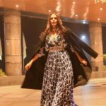 Neha Dhupia Instagram - Stage , sound , light …. Sardi !!!! 🥶 🧊#Delhi . . . . . . @nupurkanoiofficial @aasthasharma @anmoljewellers @vibhagusain @lakshaysachdevaphotography