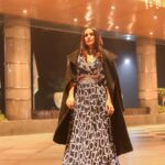 Neha Dhupia Instagram - Stage , sound , light …. Sardi !!!! 🥶 🧊#Delhi . . . . . . @nupurkanoiofficial @aasthasharma @anmoljewellers @vibhagusain @lakshaysachdevaphotography