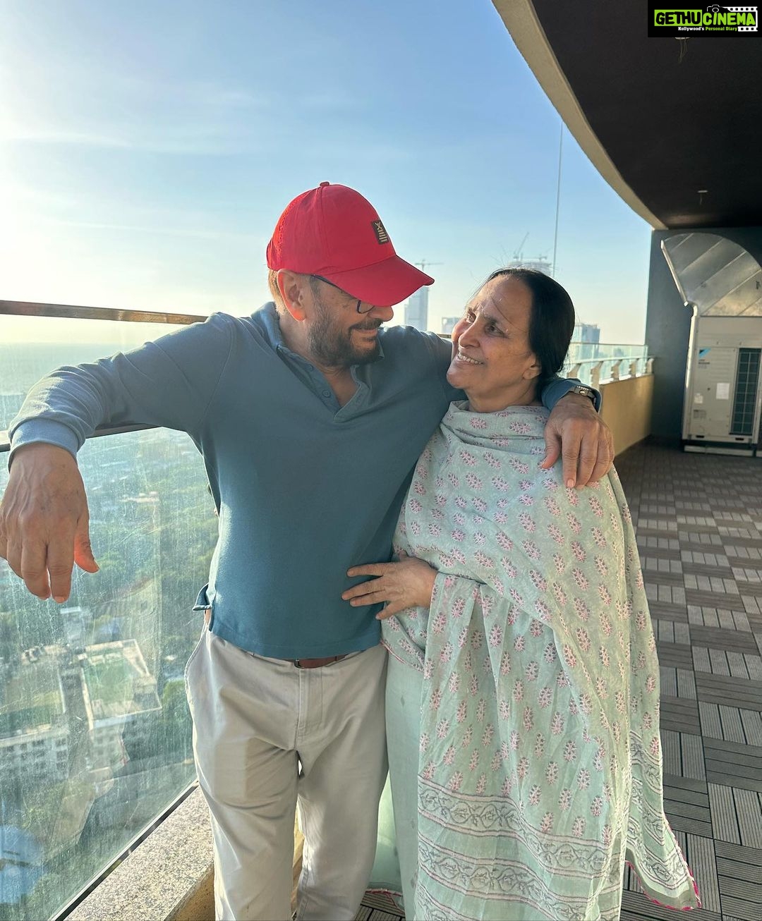 Neha Dhupia Instagram - I love you pa sabse zyaada ….. the strongest man with the kindest heart ❤️ my papa @pdhupia #happyfathersday ♥️