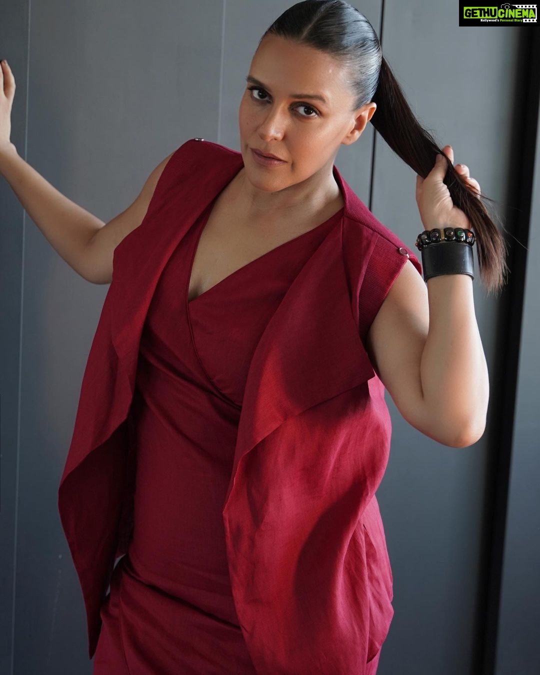 Neha Dhupia Instagram - 10000727699282 th hair flip 💁🏿 on point 😤😛😍 . . . . . . @kapilcharaniya @ampmfashions @ayeshakhanna20 @mitavaswani @kamaldeepss @mitavaswani @thakkerrishi