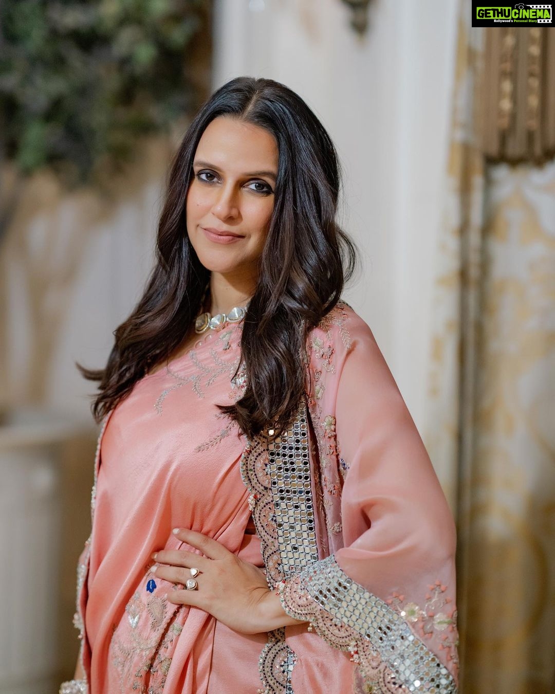 Neha Dhupia Instagram - A day in #delhi … 🌸 . . . . . . . . @anamikakhanna.in @thevisheshkhanna @anmoljewellers @ayeshakhanna20 @mitavaswani @cineloveproductions @ronavkumar 📸