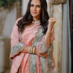 Neha Dhupia Instagram - A day in #delhi … 🌸 . . . . . . . . @anamikakhanna.in @thevisheshkhanna @anmoljewellers @ayeshakhanna20 @mitavaswani @cineloveproductions @ronavkumar 📸