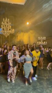 Neha Kakkar Instagram - #KantaLaga Ooui Maa! 🔥🔥

#NehaKakkar #ReelItFeelIt @desimusicfactory 😘