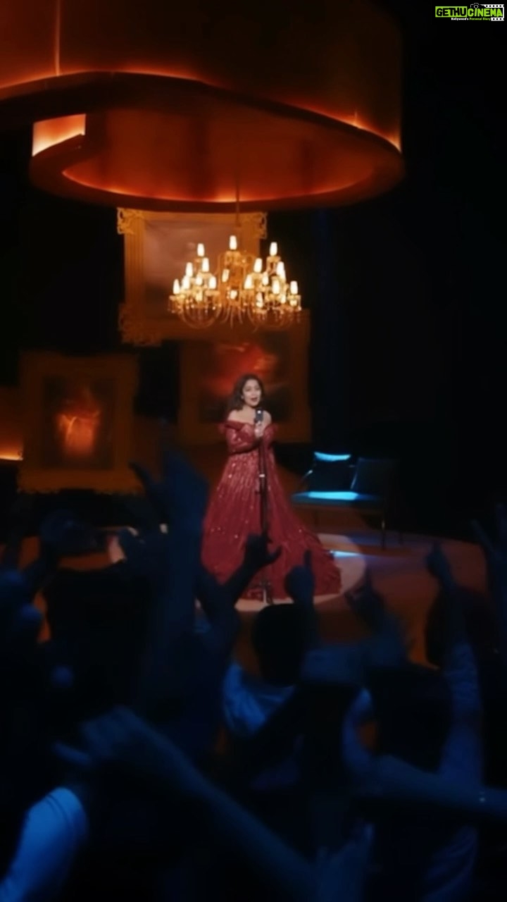Neha Kakkar - 2.8 Million Likes - #DilKoKaraarAayaReprise All Yours Now!!! 🥰♥️😘
@rana_sotal @iamrajatnagpal
🙌🏼
My Outfit by @adaaraofficial
Jewellery : @manimuktaajewels
Makeup & Hair: @vibhagusain
Styled by @stylebyoutro
😍
#NehaKakkar #DilKoKaraarAaya #ReelItFeelIt