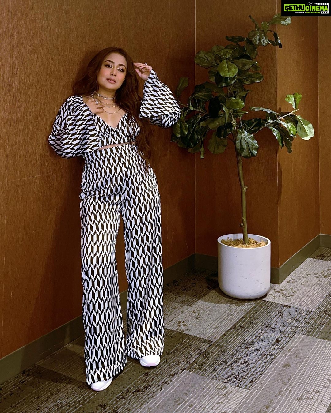Neha Kakkar Instagram - My #NehaKakkarLive in MGM Harbour Washington DC Look!! 🥰 MGM National Harbor