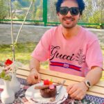 Neha Kakkar Instagram - Good Times Only! ♥️ @tonykakkar Bhaiyu’s birthdayyyy 🥳😍