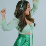 Neha Kakkar Instagram - The Sound of Music couldn't get any better. Thanks to #Ubon for welcoming their new brand ambassador that is Me in their family so warmly! @ubon_official 🥰🤗 #NehaKakkar