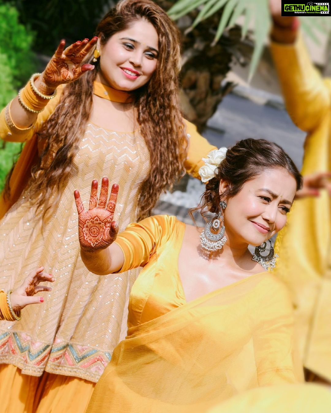 Neha Kakkar - 2.4 Million Likes - Happy Motherβs Day to all the women who make me feel like Iβm always a little girl. Love You Maaaaa β₯οΈπ₯°ππΌππΌ
Happy Motherβs Day to all the mothers in the world β₯οΈππΌππΌ
#NehaKakkar
