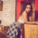 Neha Kakkar Instagram - Caption? 🙈 #TaaronKeShehar