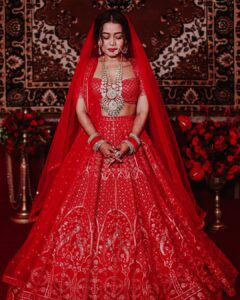 Neha Kakkar Instagram - @rohanpreetsingh ‘s Bride! ♥️♥️😇 

Photography @deepikasdeepclicks 
Wearing @falgunishanepeacockindia
@falgunipeacock @shanepeacock
Jewellery by @archanaaggarwalofficial 
Nath by @merialmariofficial 
Makeup by @vibhagusain
Hair by @deepalid10
Chooda & Kaleera by @omsons_bridal_store bridal_studio 

#NehuPreet #NehuDaVyah 
#falgunishanepeacockindia  #falgunipeacock #shanepeacock