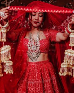 Neha Kakkar Instagram - @rohanpreetsingh ‘s Bride! ♥️♥️😇 

Photography @deepikasdeepclicks 
Wearing @falgunishanepeacockindia
@falgunipeacock @shanepeacock
Jewellery by @archanaaggarwalofficial 
Nath by @merialmariofficial 
Makeup by @vibhagusain
Hair by @deepalid10
Chooda & Kaleera by @omsons_bridal_store bridal_studio 

#NehuPreet #NehuDaVyah 
#falgunishanepeacockindia  #falgunipeacock #shanepeacock