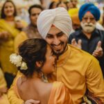 Neha Kakkar Instagram - #NehuPreet Ki Haldi Ceremony! ♥️💛🙏🏼😇 @rohanpreetsingh ♥️😇 Our Outfits : @shilpiahujaofficial Jewellery : @indiatrend @justpeachyindia Styled By : @ritzsony @styledose1 Rohu’s Footwears: @italianshoesco Make up: @vibhagusain Hair: @deepalid10 Photography: @deepikasdeepclicks Mehendi: @rajumehandiwala6 #NehuDaVyah