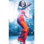 Neha Kakkar Instagram - Thank Youuuu #Dallas 😍🔥 #NehaKakkarLive #NehaKakkar #NehaKakkarUSCanadaTour . Pics by @themediatronic . Outfit by @thread_trend . Jewellery: @amanisaccessories . Styled by @styledose1