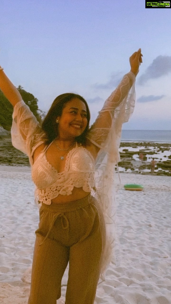 Neha Kakkar Instagram - Actually My life is #Khoobsurat Isliye! 🤍