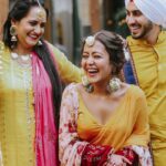 Neha Kakkar Instagram - Happy Mother’s Day Maa ♥️🙌🏼