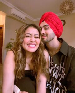Neha Kakkar Instagram - Happy Birthday to the Cutest boy in the world!!!! My Jaan @rohanpreetsingh 🥹♥️🙌🏼 

Mata rani Waheguru ji aapko humesha khushiyaan hi khushiyaan dein 🙏🏼