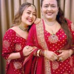 Neha Kakkar Instagram – Happy Mother’s Day Maa ♥️🙌🏼