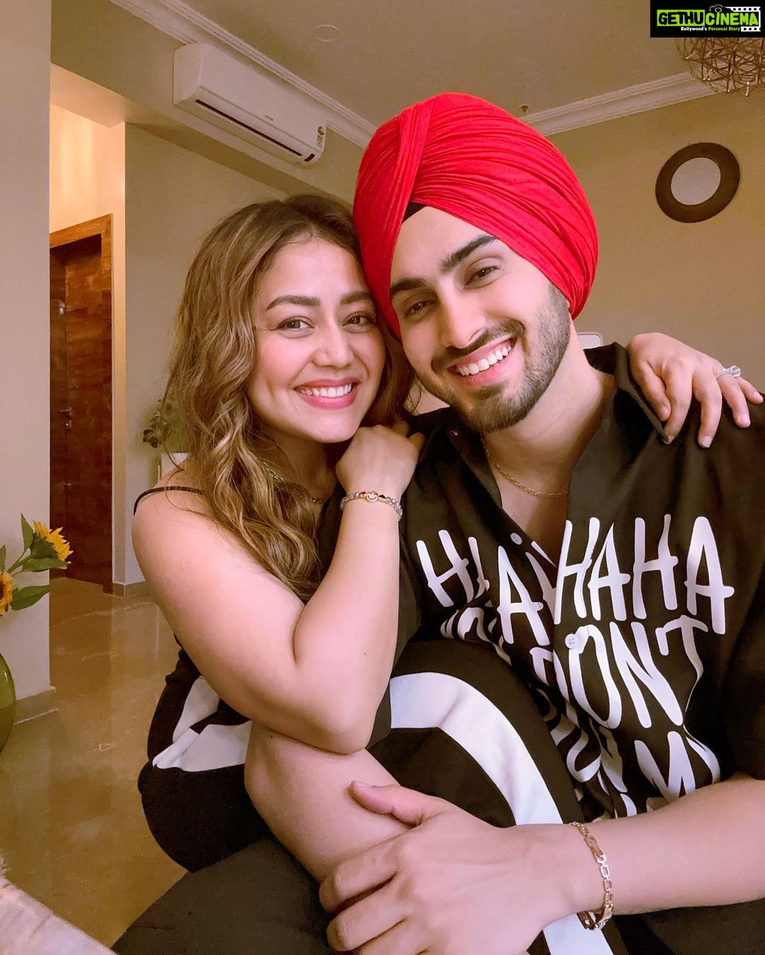 Neha Kakkar - 2.1 Million Likes - Happy Birthday to the Cutest boy in the world!!!! My Jaan @rohanpreetsingh π₯Ήβ₯οΈππΌ
Mata rani Waheguru ji aapko humesha khushiyaan hi khushiyaan dein ππΌ