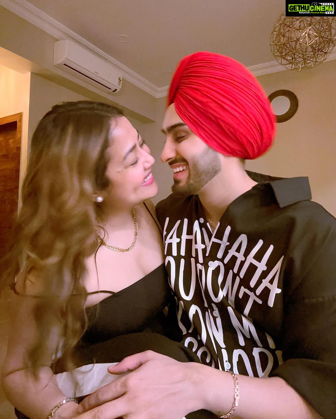 Neha Kakkar - 2.1 Million Likes - Happy Birthday to the Cutest boy in the world!!!! My Jaan @rohanpreetsingh π₯Ήβ₯οΈππΌ
Mata rani Waheguru ji aapko humesha khushiyaan hi khushiyaan dein ππΌ