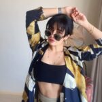 Neha Pendse Instagram - GRWM 😎 Mix n match kinda day !! Browsing through my closet and having fun with new combinations 🕺 #weekend #fashion #dressup