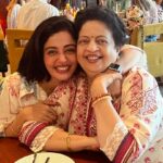 Neha Pendse Instagram – Brightest smile when me with my fam !!
#bangkok #zuma #mumma #husband #blessed The St. Regis Bangkok