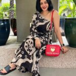 Neha Pendse Instagram – Spam alert.. 
mood zone;
hum saath saath hai 
🪷✨🪷✨🪷✨