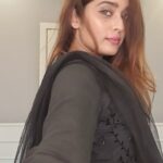 Neha Saxena Instagram – Eye hold conversation. 🤍
@lamourroseofficial